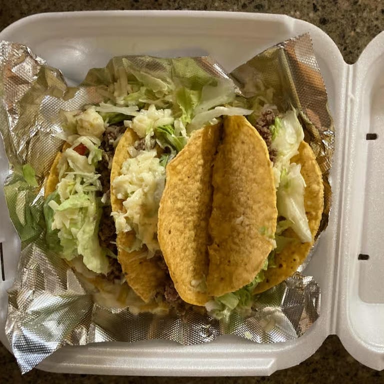 Fresh Salads: Mexican, Latin-American, and Vegetarian Options